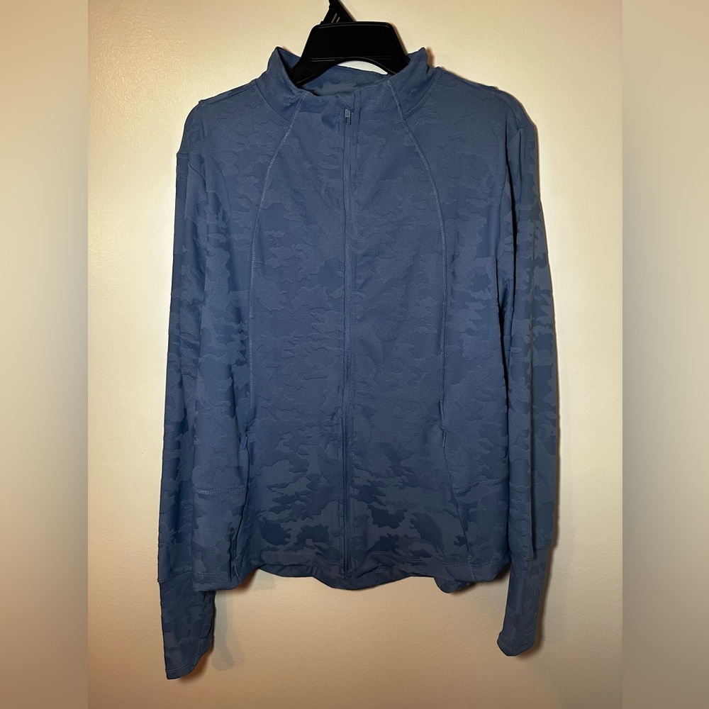 Spyder Women's Embossed Camo Full Zip Active Jacket XL - Picture 4 of 15